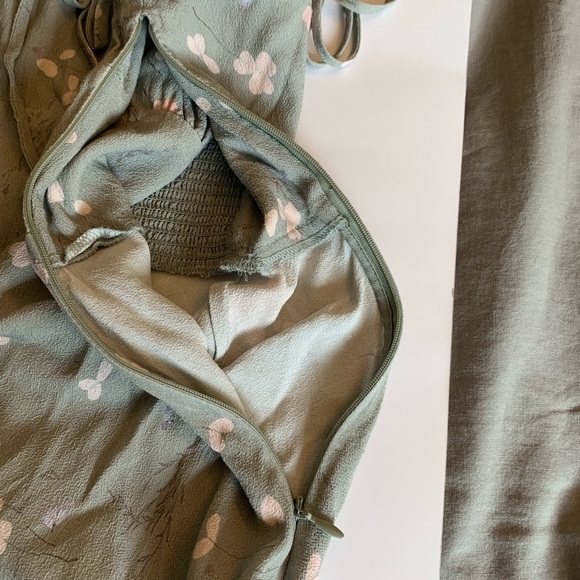 Wilfred
Bellow Mini Dress the color is a gorgeous muted green and pale pink SZ 8 - Picture 4 of 15